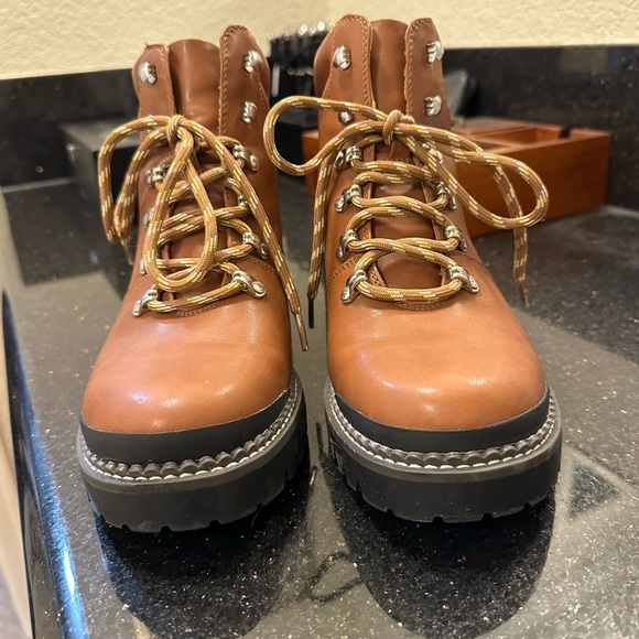 Universal Thread Brown Boot - Picture 3 of 7